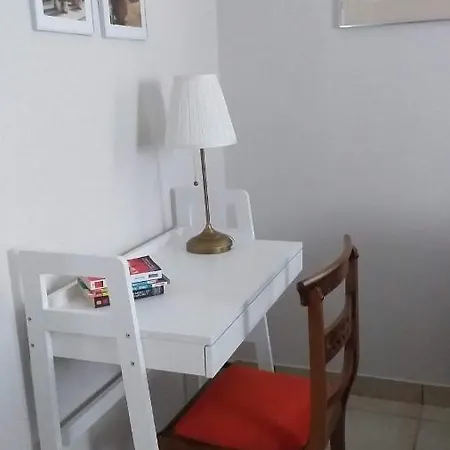 Rosa Garden House Apartment *